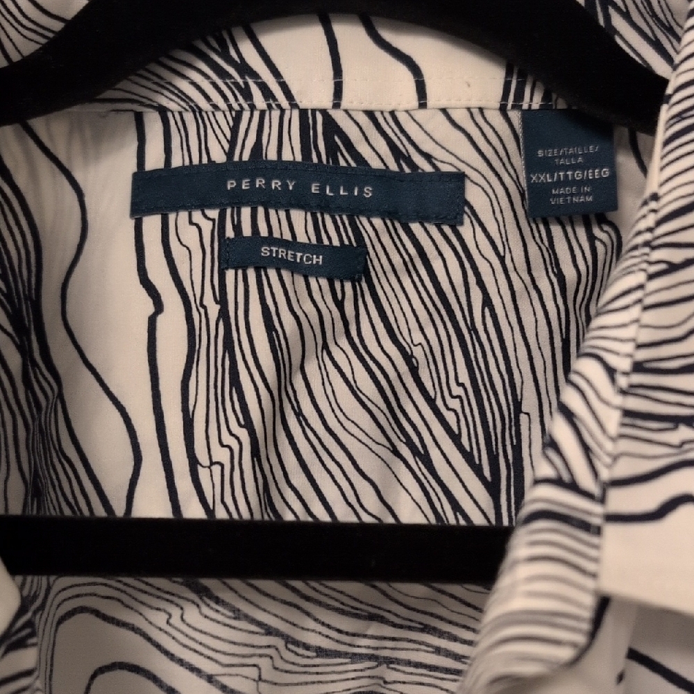 Perry Ellis Button Up Abstract Print - Picture 2 of 9